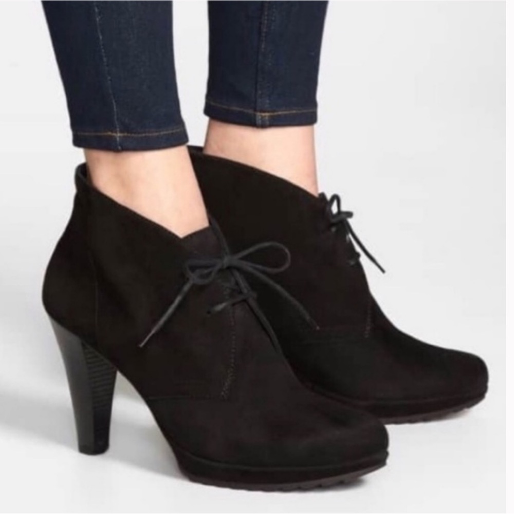 Paul Green New York Lace Up Bootie Platform